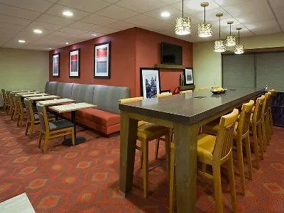 Hampton Hotel